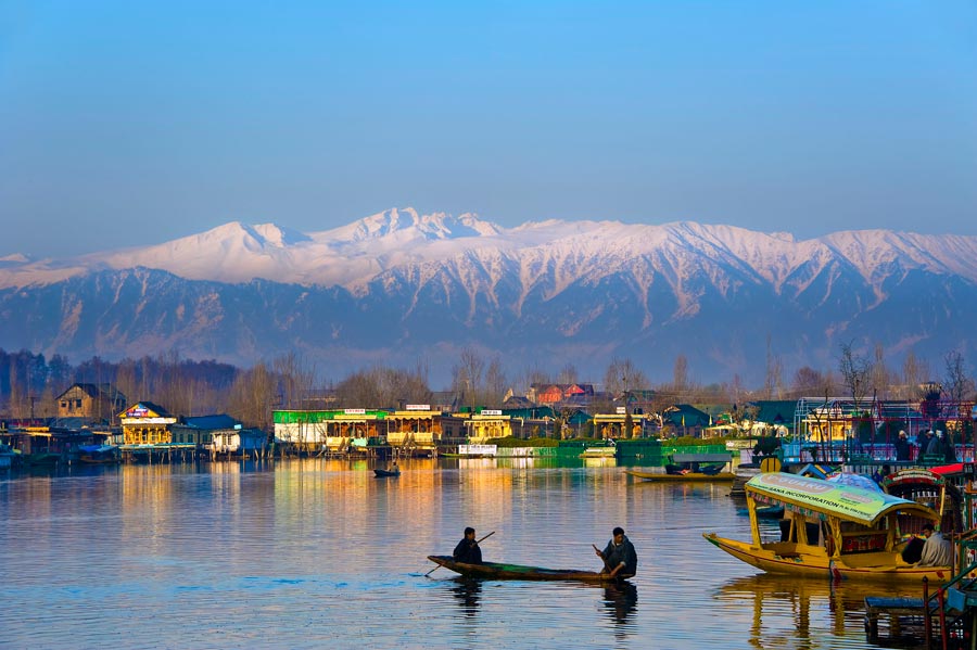 Arrival in Srinagar (1585m)